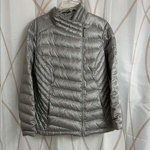 Eddie Bauer Women's Metallic Gray Puffer Jacket